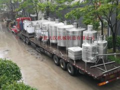 年產3000噸（dūn）果酒生（shēng）產線 全自動大型果酒加工設備 果酒整套（tào）釀酒設備